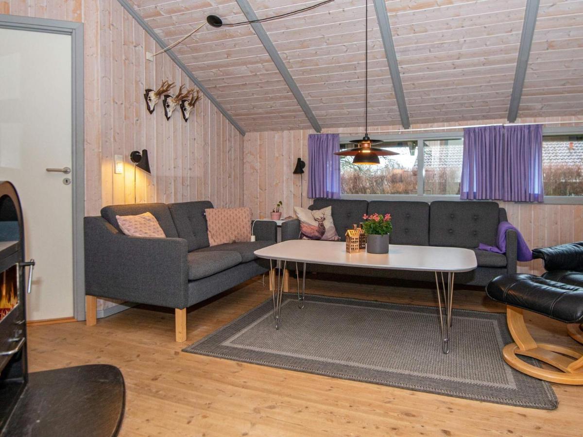 Four-Bedroom Holiday Home In Sydals 4 Viboge Bagian luar foto